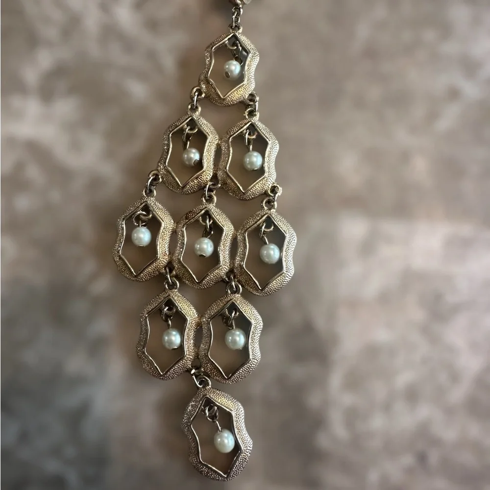 Vintage Gold Tone Statement Necklace with Pearl Pendant Detail